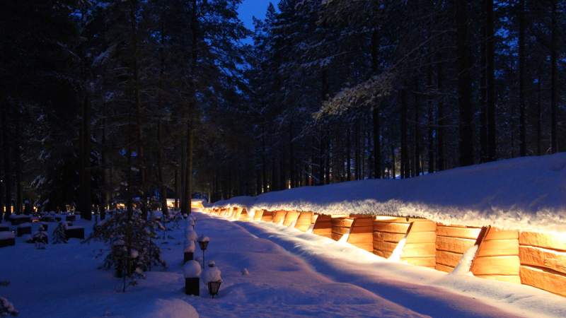 2019-10/riekinkangas-church-and-cemetary-pudasjaervi-01